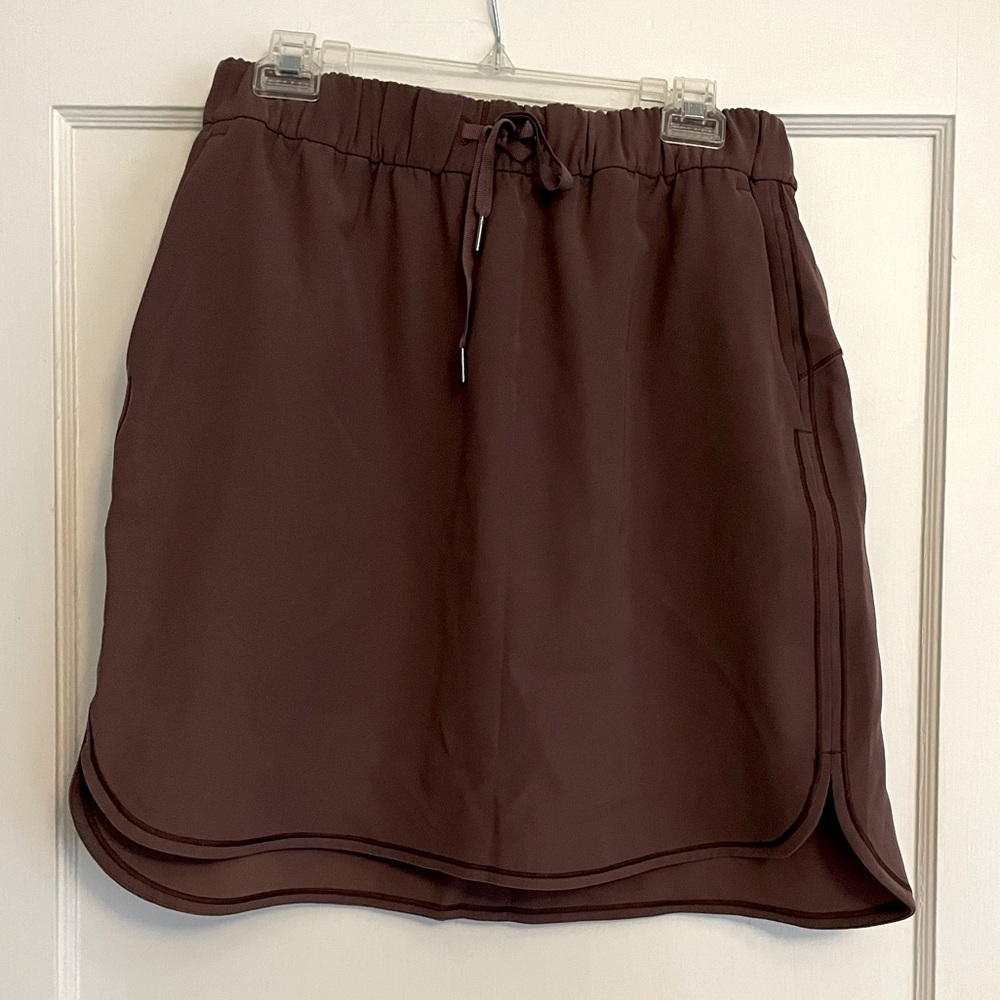 Lululemon On The Fly Skirt Cherry Cola